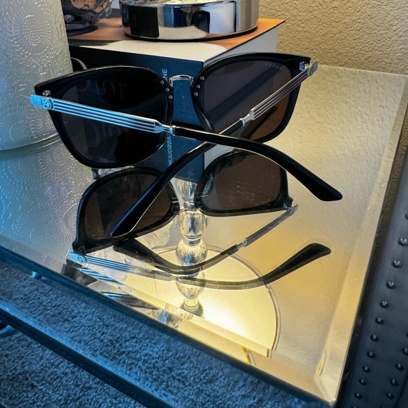 Gucci Wayfarer Sunglasses - Picture 5 of 10
